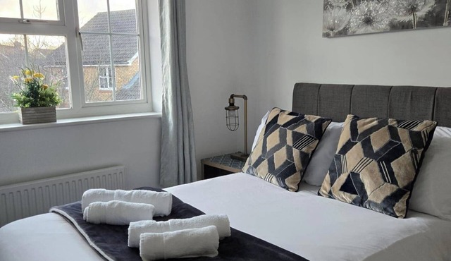 Bishopswood -Garden -Pets -Parking-WiFi -Sleeps 6