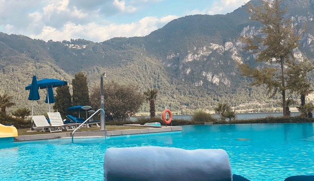 Bissone Lake Apartment 403