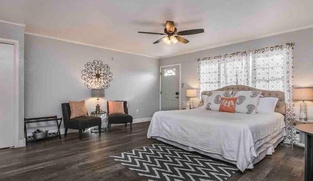 Bivins Suite Perfectly Located off I-40
