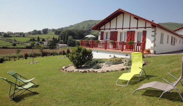 Bixta Eder - Helette