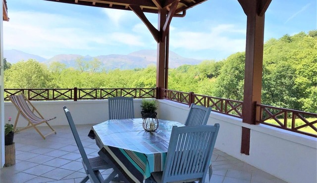 BIXTA EDER - MACAYE - B&B