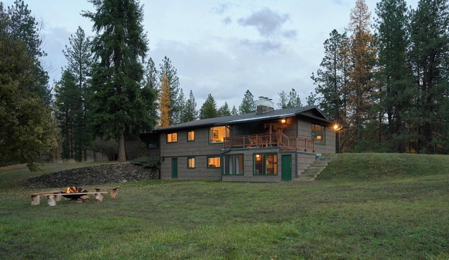Black Bear Lodge - Alpine Falls Ranch