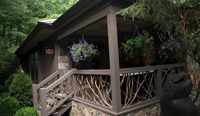 Black Bear Lodge of Sapphire
