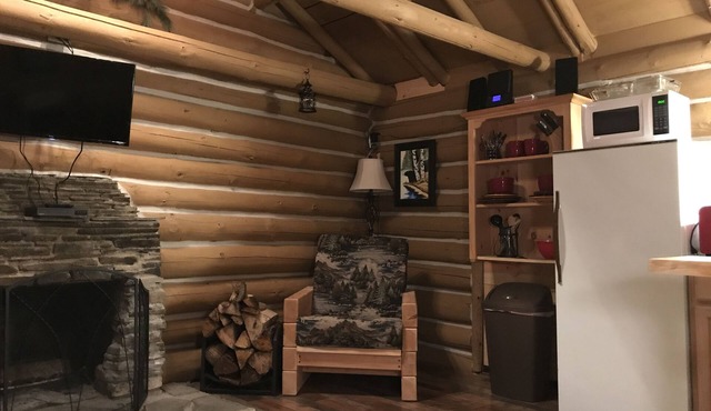 Black Bear Lodge Rustic Log Cabin