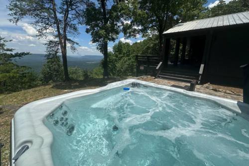 Black Bear Ridge - Games, Hot Tub, Deck with Views