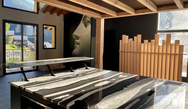 Black Diamond Exceptional Chalet