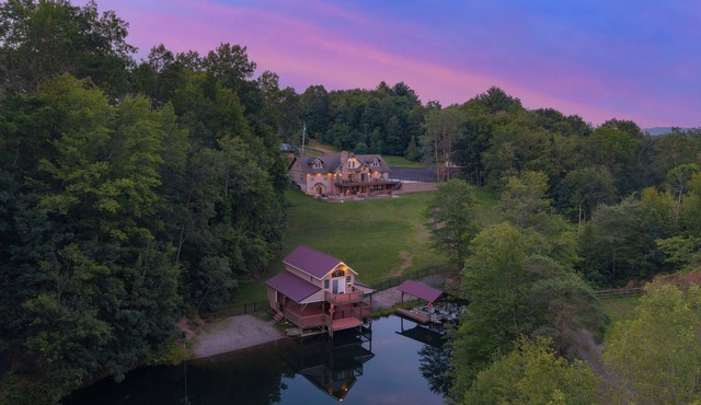 Black Diamond Retreat | Lakefront w/Dock + Game Room!