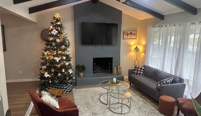 Black Friday rates, Private Pond, SLPS 12