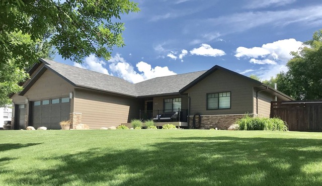 BLACK HILLS COZY HOME AWAY FROM HOME