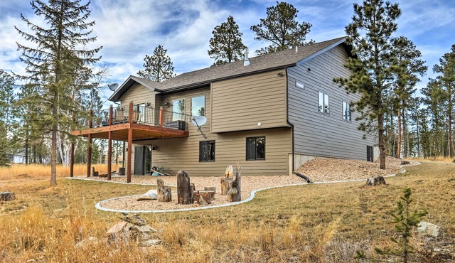 Black Hills Getaway w/Deck - Near Hiking Trails!