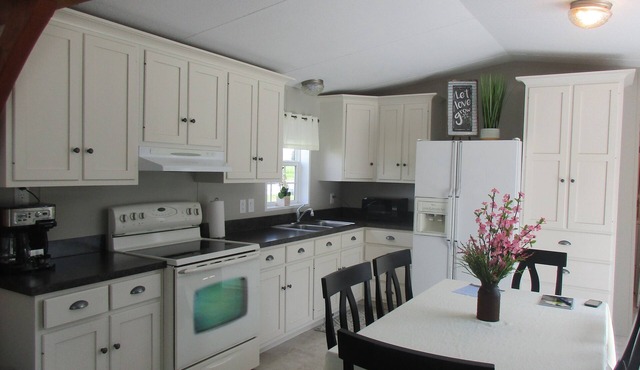 Black Horse - FarmGuest House A Travelers Rest and a Vacationers Haven