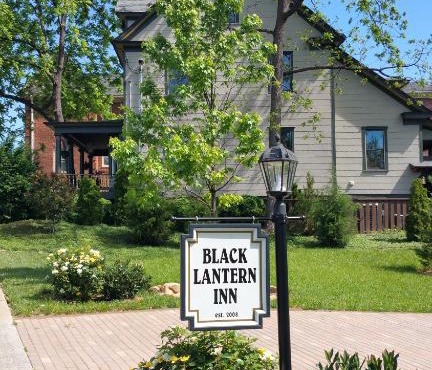 Black Lantern Inn