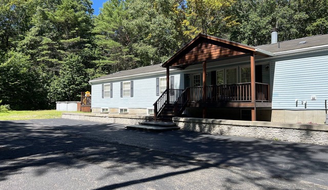 Black Moose - Pool, 9 bedrooms/6 baths, sleeps 24, near All Star Village