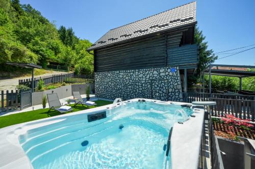 Black Pearl 5 stars Holiday House