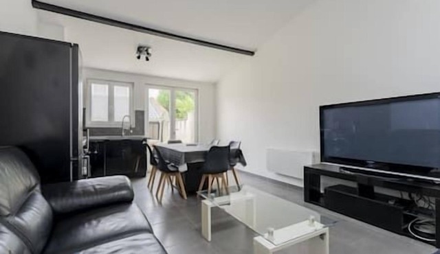 "black" RDC Avec Extérieur 4 Personnes