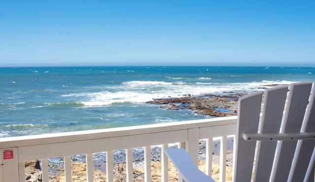Black Sands Inn