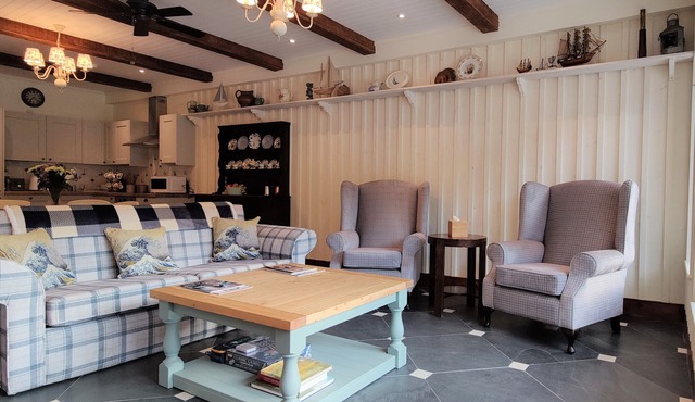 Black Sheep Hotels Cabins - Pebble Shore