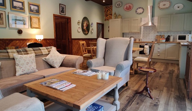 Black Sheep Hotels Cabins - Tartan and Timber