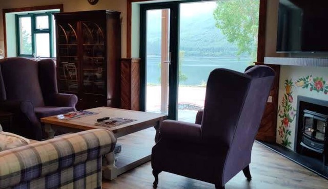 Black Sheep Hotels Cabins - Heather and Thistle