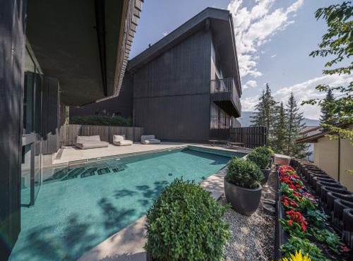 Black Summit Boutique Resort Laax
