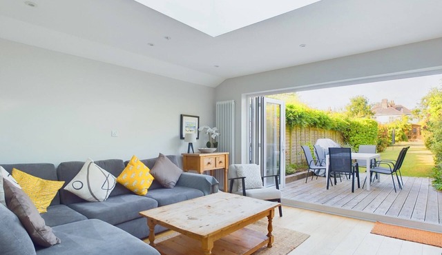 Blackberry Cottage, Bembridge | Accessible Coastal Holiday Home