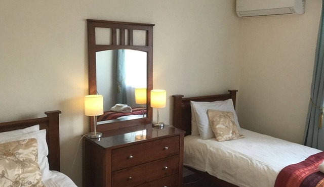 Blackburn Holiday Apartment 4