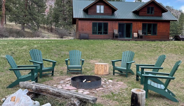 Blackfoot River Retreat, an unmatched Montana getaway.