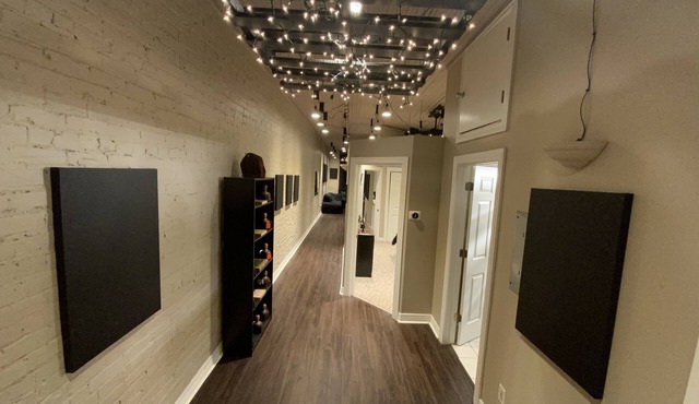 Blackout Themed Residence in the Prime Heart of Omaha’s Old Market!