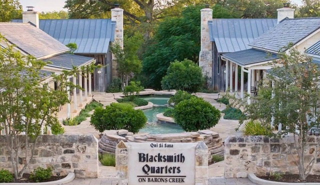 Blacksmith Quarters on Barons Creek