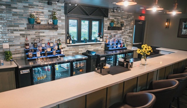 Blanco River Hotel