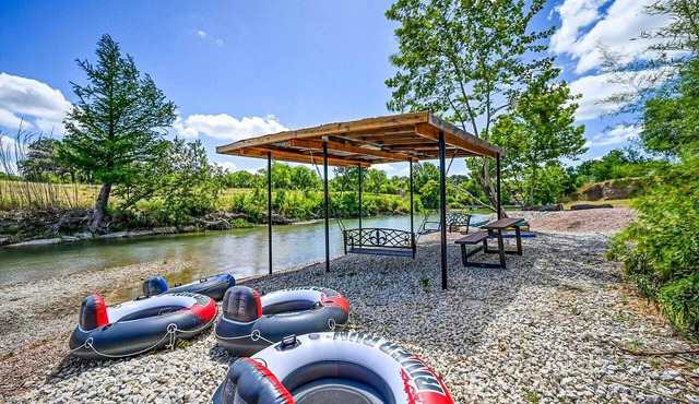 Blanco Riverfront Estate w/2 Homes: 8-Acre Oasis