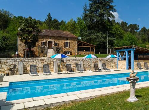 Blanquefort Hill Retreat