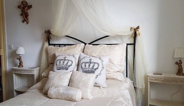 'Blanquette' Room Mountain View Townhouse Quillan