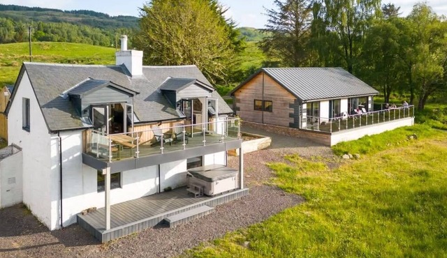 Blar Cottage (Private Sauna + Fast Starlink Wifi)