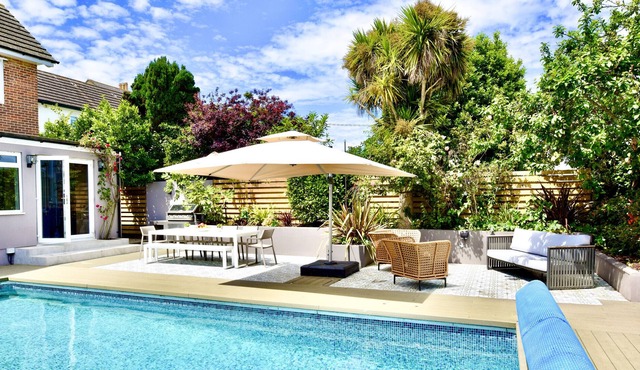 Blenheim House a seaside home for 12