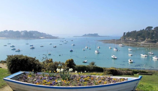 Bleu Marine by Interhome