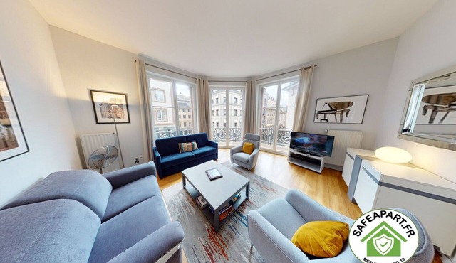 bleu mesange 90m2 city center 2br 2bth