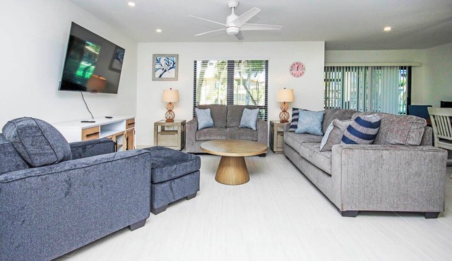 Blind Pass E103 - over 1500 sq ft ~ 8 person occupancy