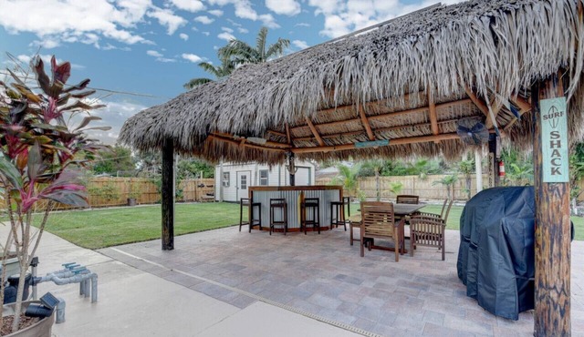 Bliss Near Beach w/Guest House + Salt Heated Pool