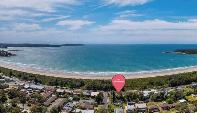 Blissful Beachfront Apartment - Broulee