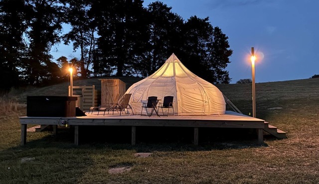 Blissful Bell Tent Oasis near Pymatuning Lake in Pennsylvania