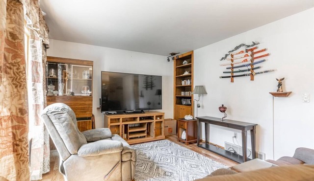 Blissful Retreat w A trail behind & AC