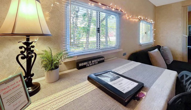 Blissful RV Retreat in Canyon Lake! Only 5 minutes from the lake and river!