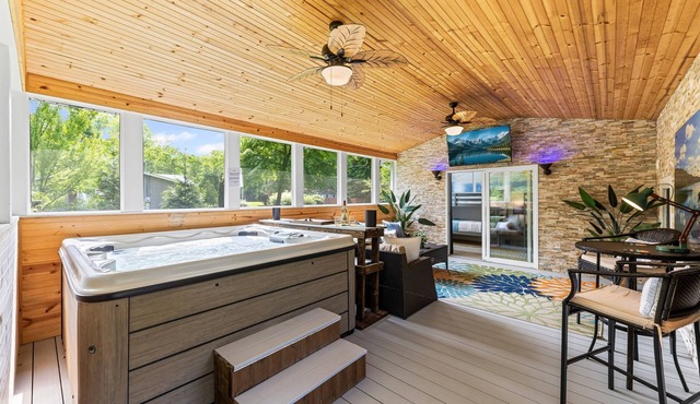 Blissful Serenity Oasis - Lake Milton Retreat