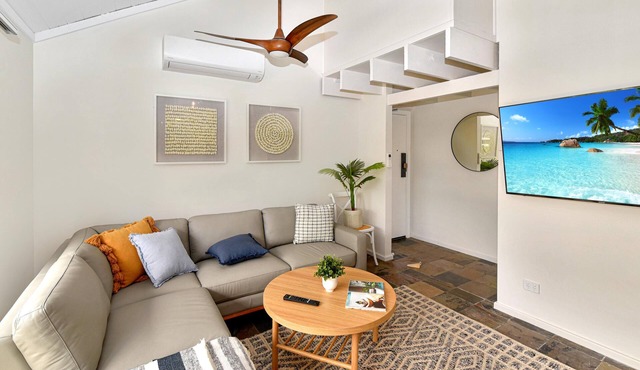 Blissful Silver Sands Retreat ~ Aldinga Beach - A delightful three-bedroom home situated just metres away from the stunning Silver Sands Beach