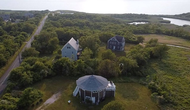 Block Island - 4 Bedroom Home on West Beach Road w/Panoramic Ocean Views + AC!