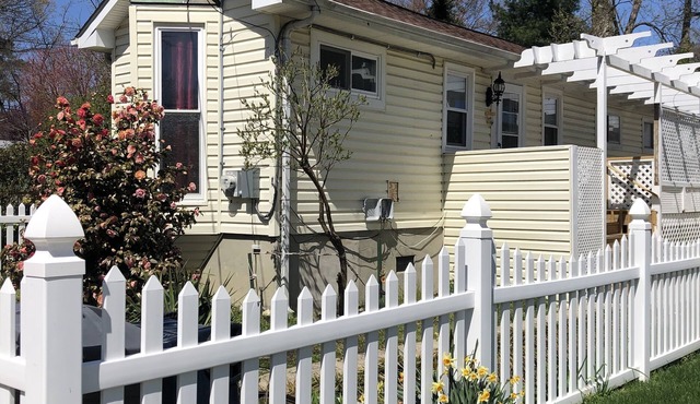 Blocks to the Boardwalk!