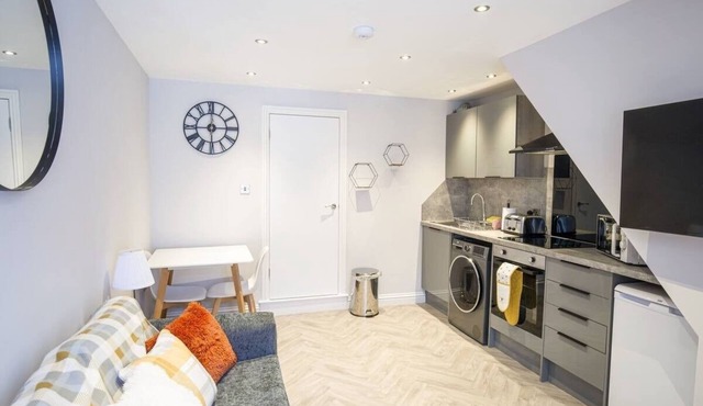 Blok - Rothes Residence - 1 Bed