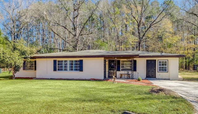 Bloomingdale - Mesa A - Retro! - 4BR Near Sav Airport