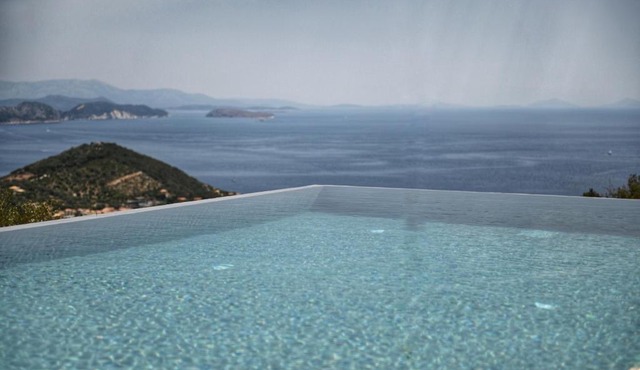 Blooms of Sivota Bay - Luxury villas with private heated pool